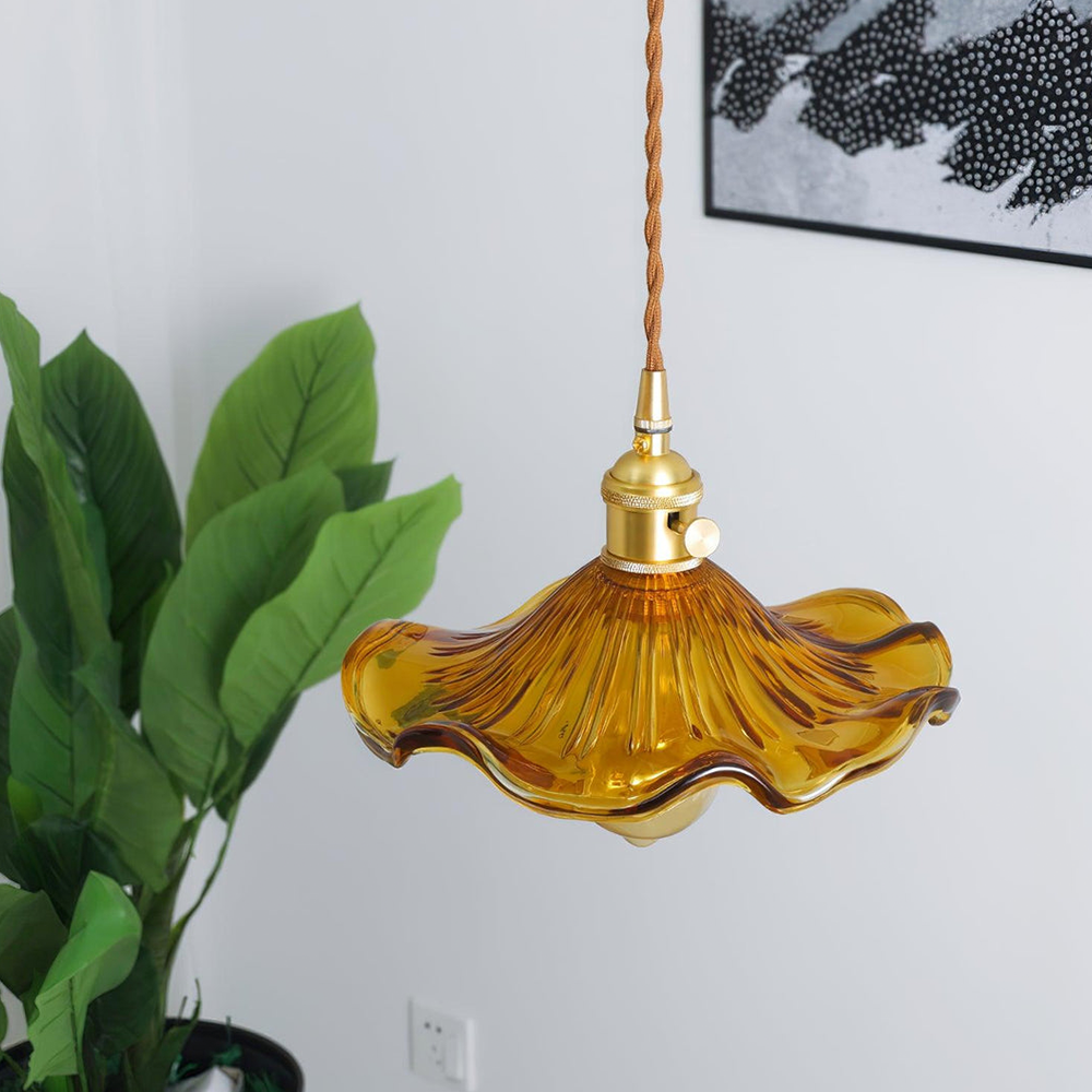 Hibiscus Flower Table Lamp - Decorative Lighting Fixture for Living Room & Bedroom Decor