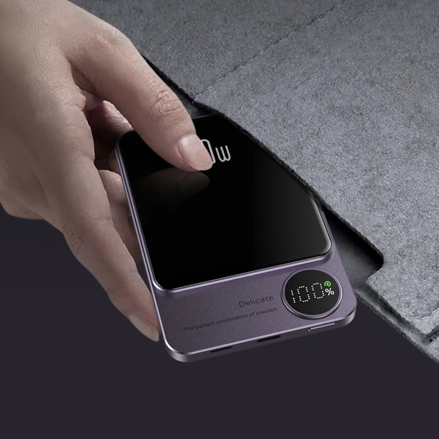 Sleek Magnetic Fast Charging Power Bank – Wireless, High-Capacity Backup Battery for All Devices